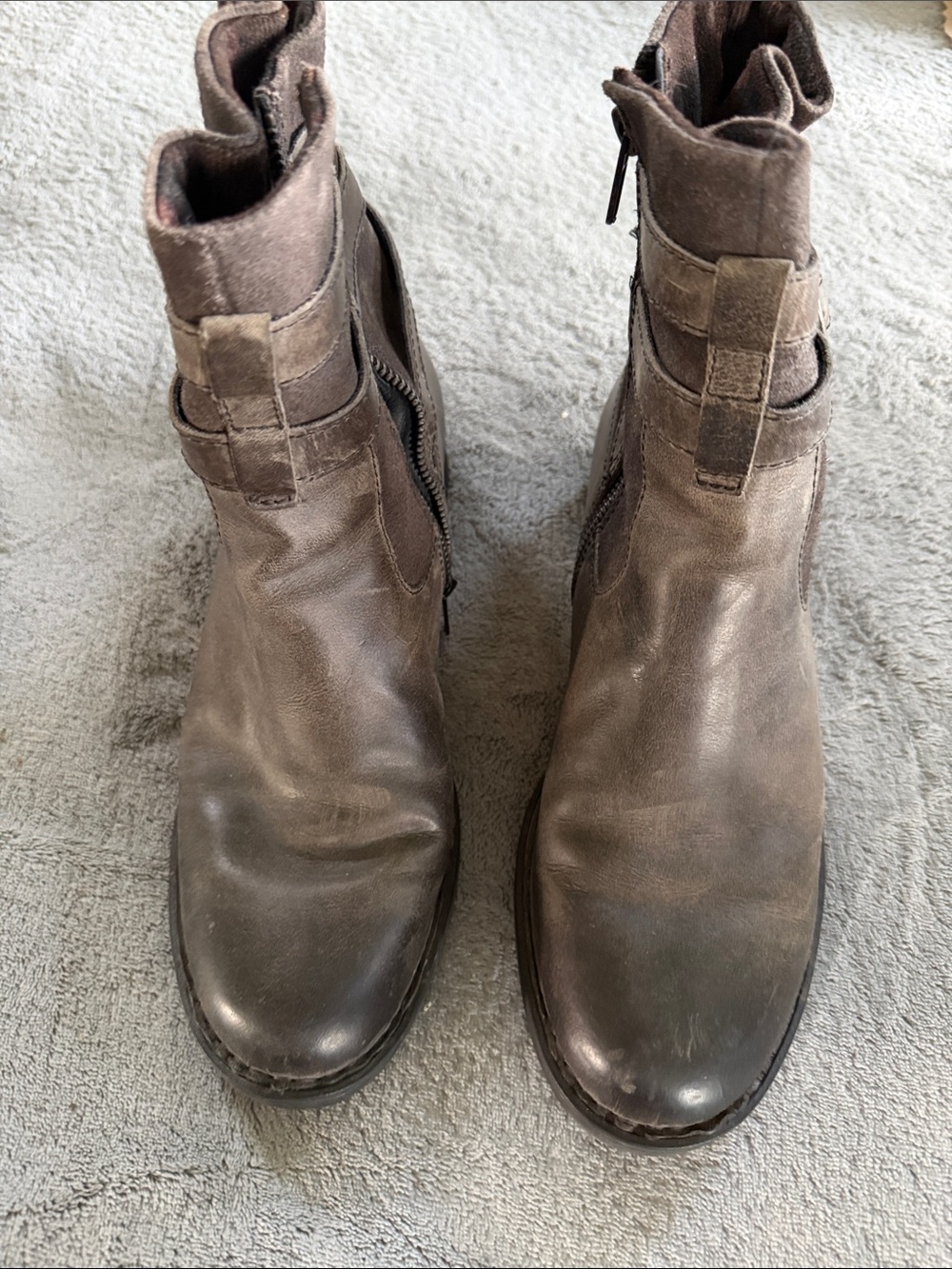 Born Men's Dark Brown Leather Ankle Zip Boots
